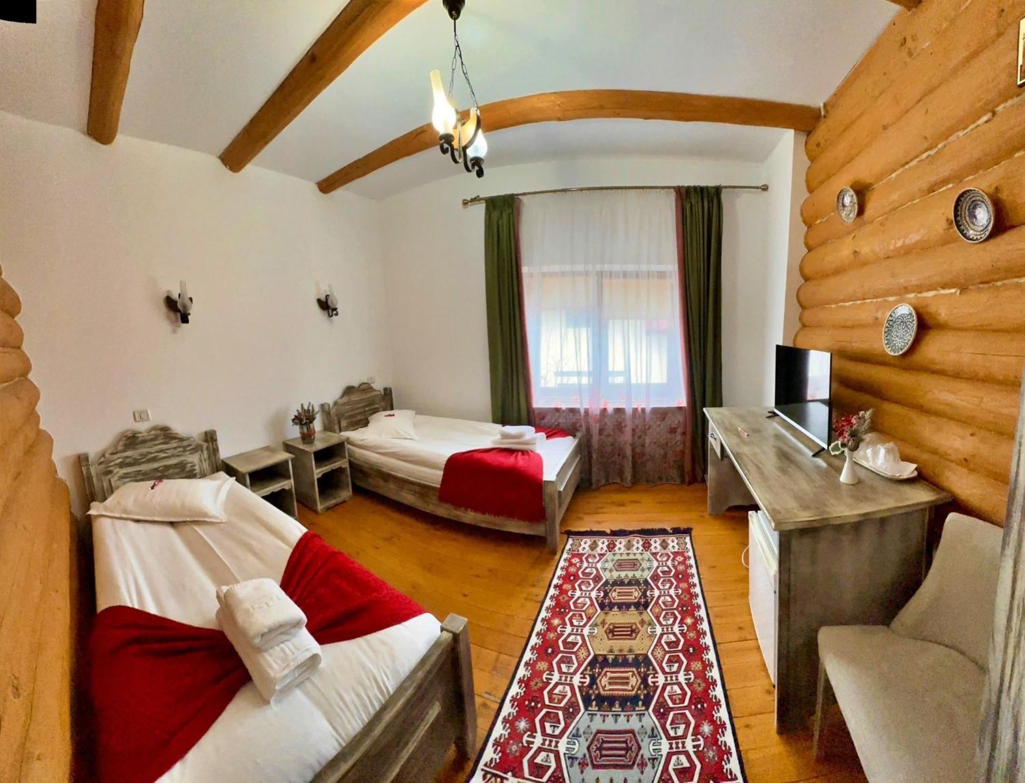 Domeniul Haiducilor Bucovina Sučava Exteriér fotografie