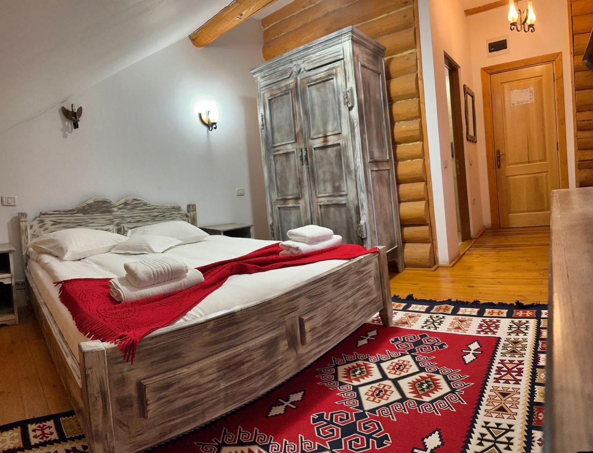 Domeniul Haiducilor Bucovina Sučava Exteriér fotografie